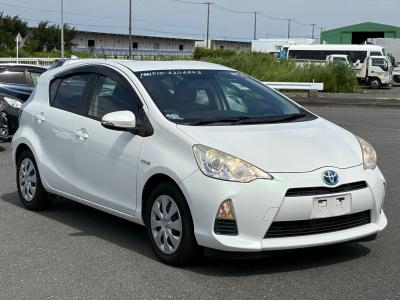 2013 Toyota Aqua